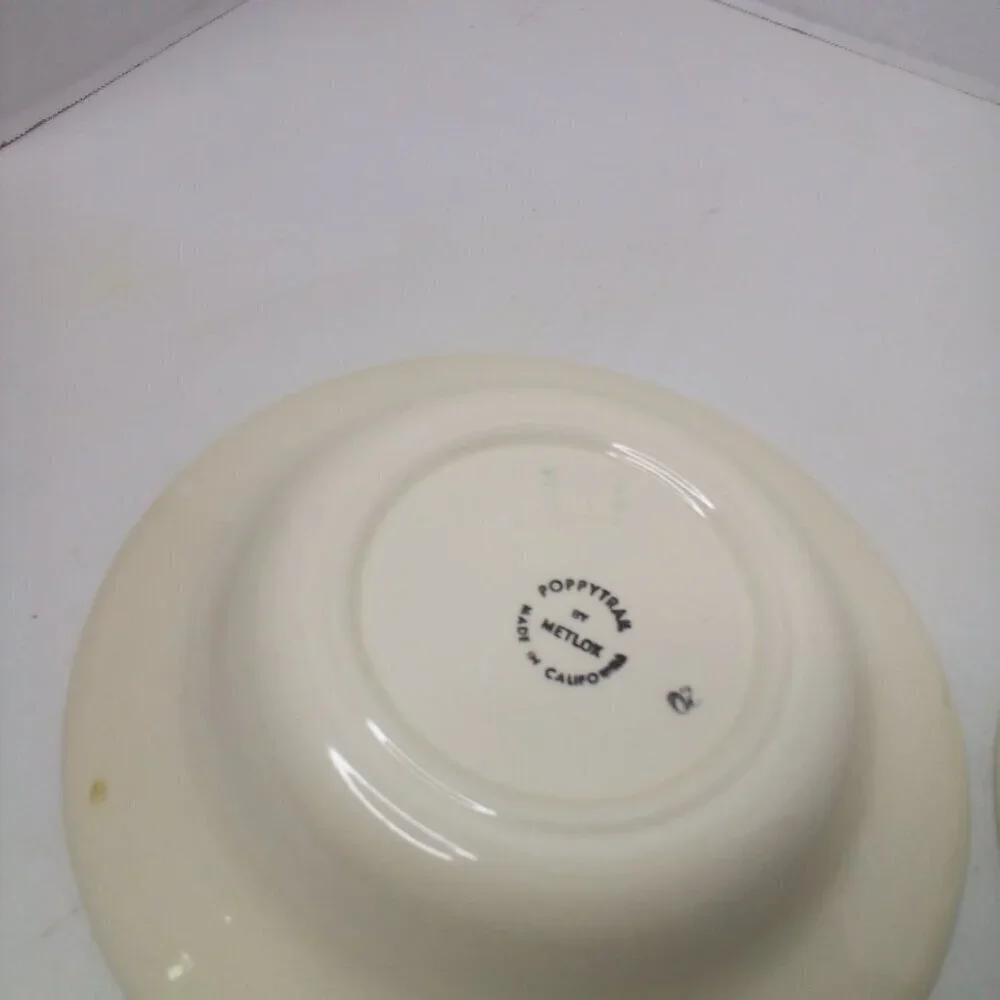 Vintage Poppytrail by Metlox Rooster Bowl Lot of 2 Retro 8.5